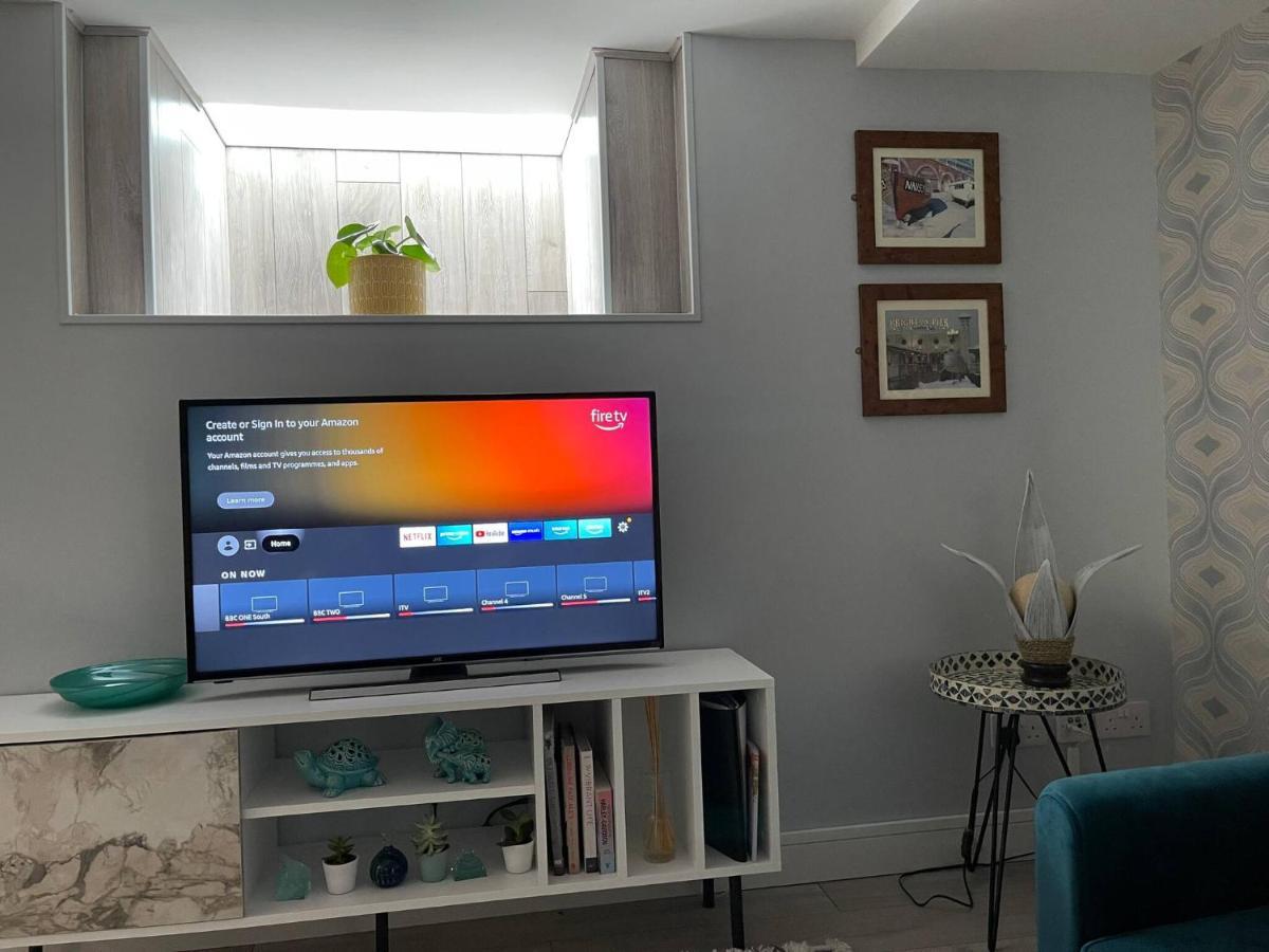 Entire 2 Bed Flat With Garden, Located Near Beach Apartment Brighton Exterior photo